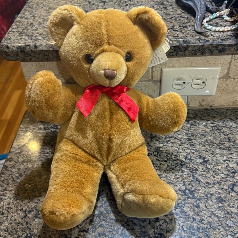 Russ‎ Berrie Cinnamon Teddy Bear Honey Brown Caress Plush Red Bow Vintage 622